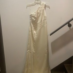 NWT Badgley Mischka Ivory Gown